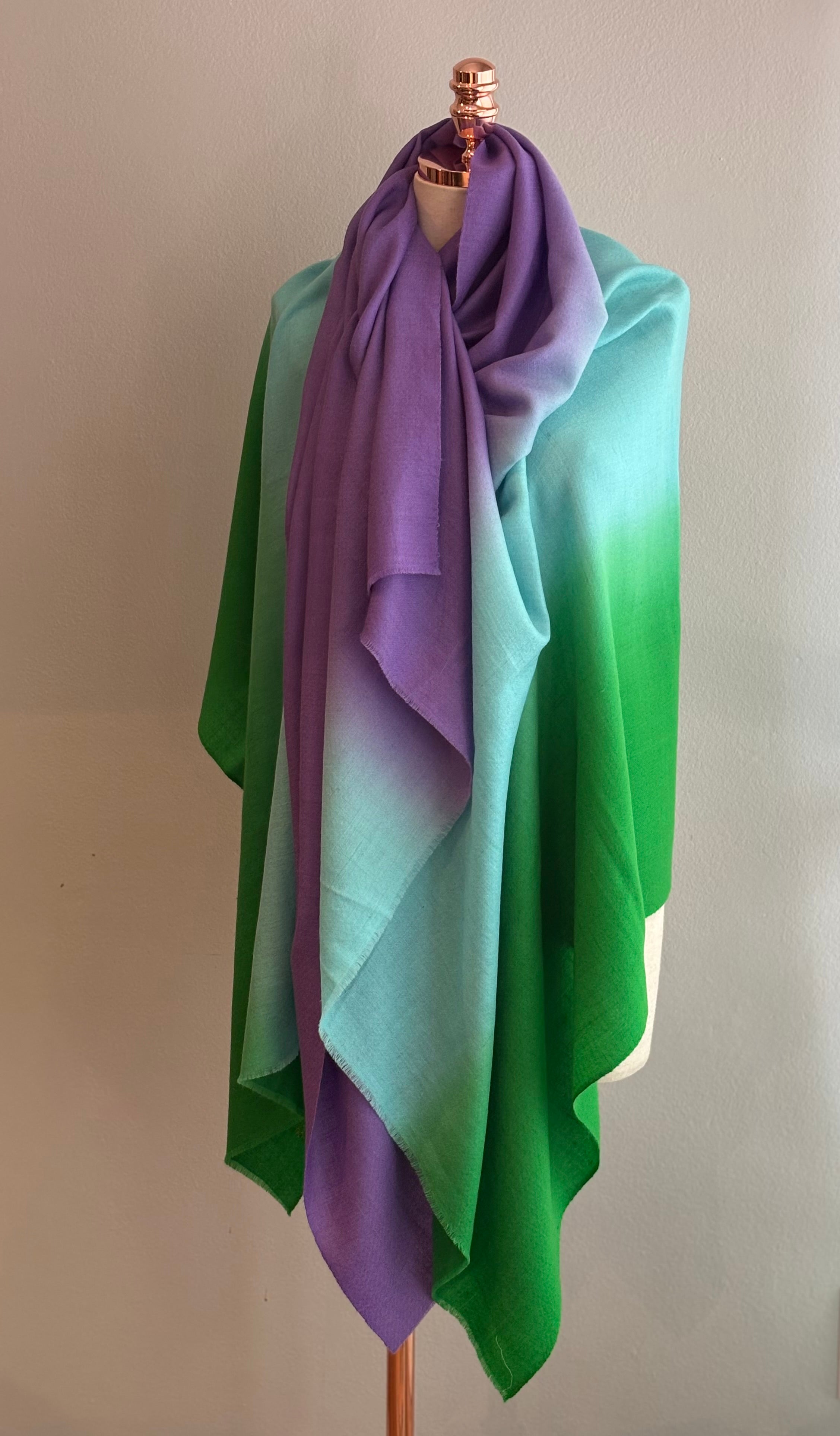 CASHMERE OMBRÉ SHAWL